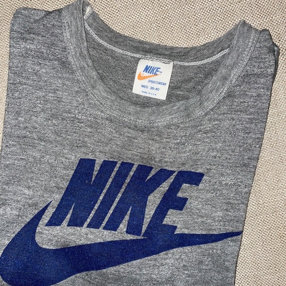 Vintage RARE Nike Tshirt - Picture 4 of 5